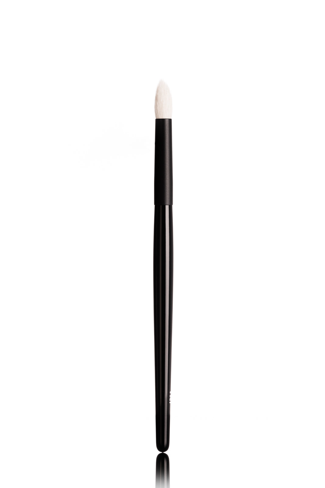 E2 Small Eye Crease Brush