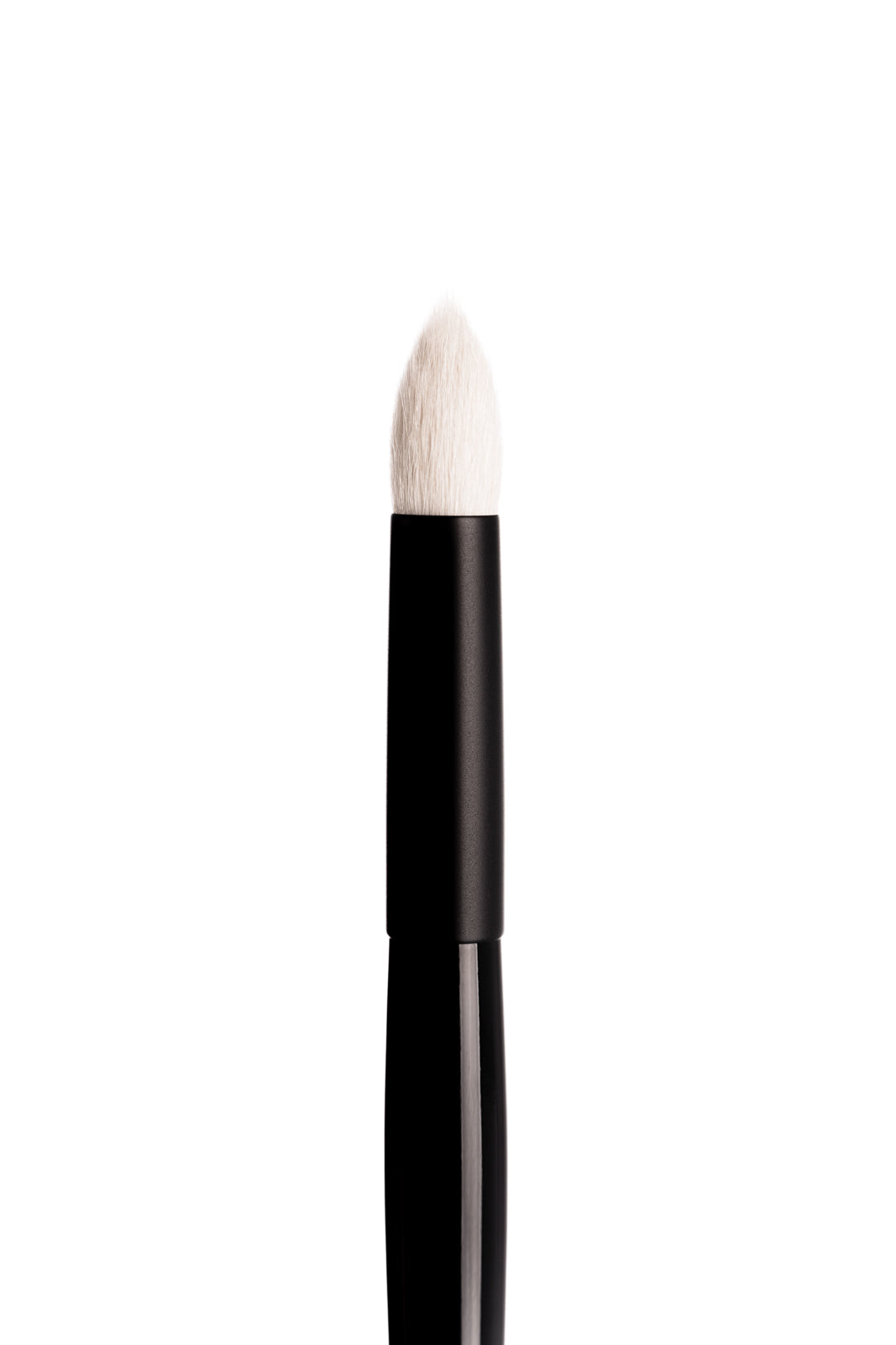 E3 Large Eye Crease Brush